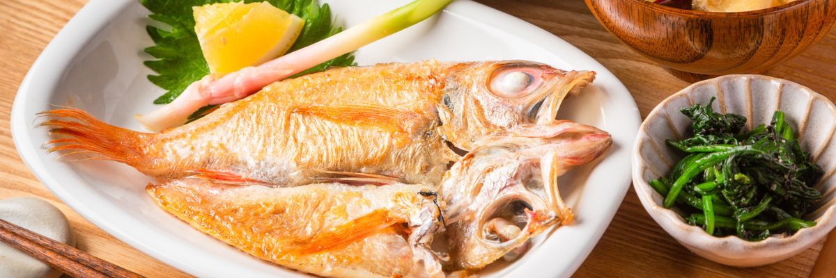 日本海の高級魚として人気の高い”のどぐろ”の干物専門店・シーライフが産地直送でお届けする脂がのったノドグロの一夜干しセットです。